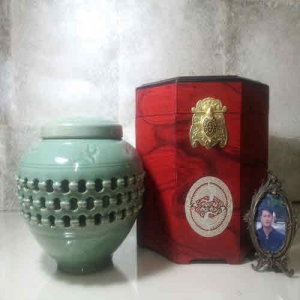 꿀속의 향연,야생옻꿀 2.4kg